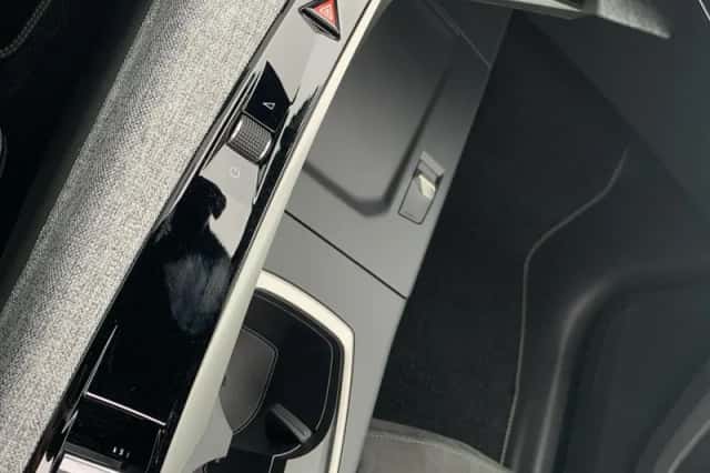 Peugeot 3008 (2025) thumbnail 18