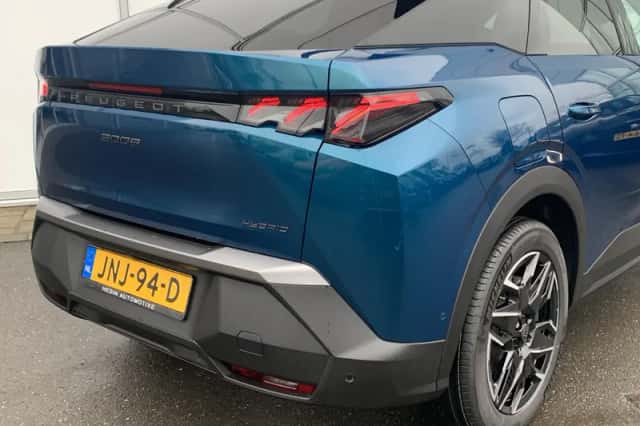 Peugeot 3008 (2025) thumbnail 8