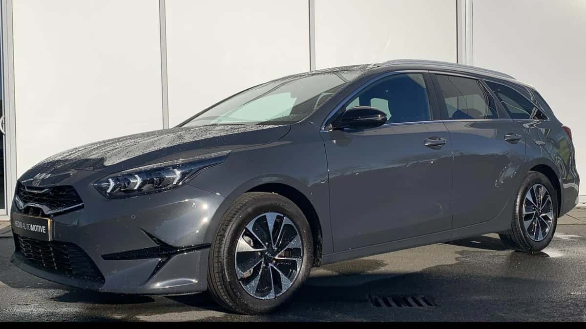 Kia Ceed Sportswagon (2025) — foto 1