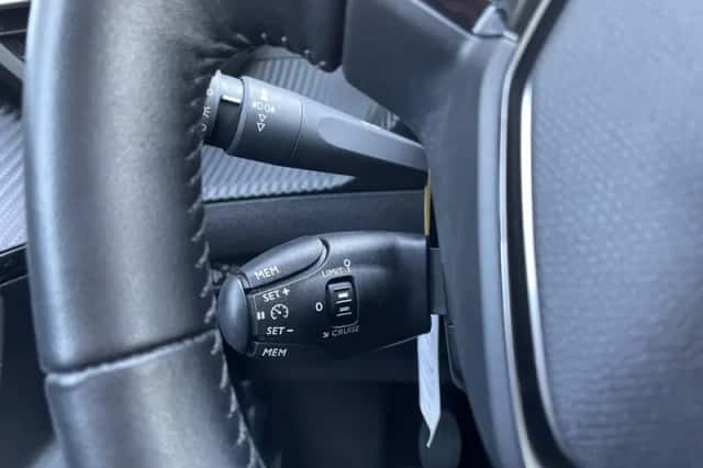 Peugeot 2008 (2021) thumbnail 17