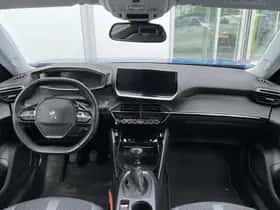 Peugeot 2008 (2021) thumbnail 3