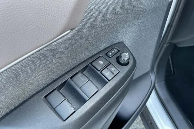 Toyota Yaris Cross (2022) thumbnail 12