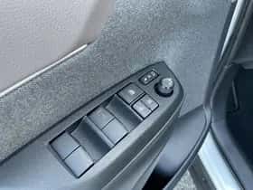 Toyota Yaris Cross (2022) thumbnail 12
