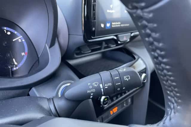 Toyota Yaris Cross (2022) thumbnail 17