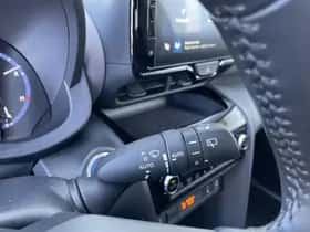 Toyota Yaris Cross (2022) thumbnail 17