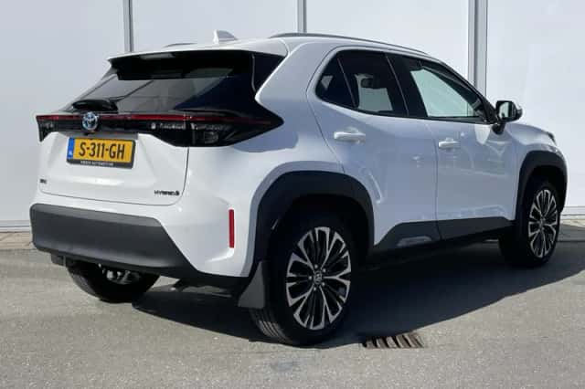 Toyota Yaris Cross (2022) thumbnail 3