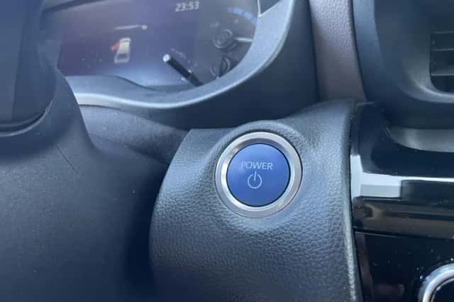 Toyota Yaris Cross (2022) thumbnail 31