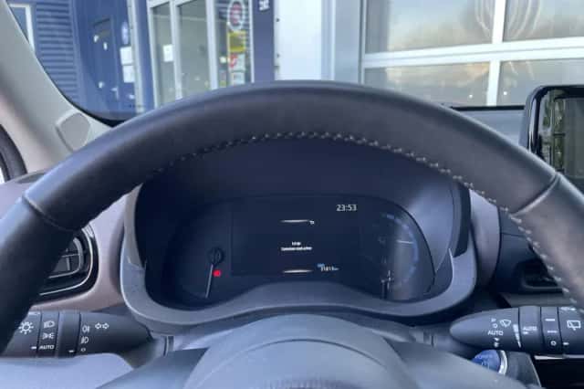 Toyota Yaris Cross (2022) thumbnail 32