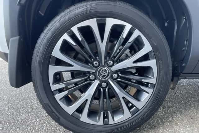 Toyota Yaris Cross (2022) thumbnail 35