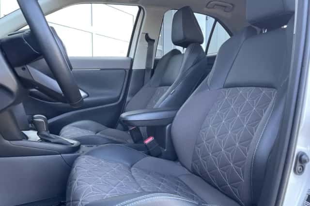 Toyota Yaris Cross (2022) thumbnail 8