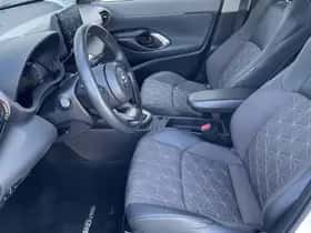 Toyota Yaris Cross (2022) thumbnail 9