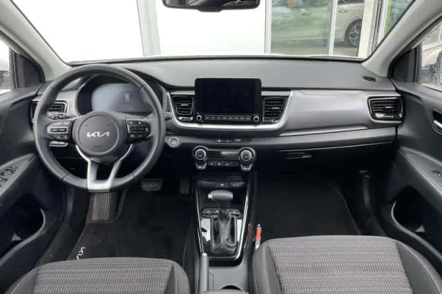 Kia Stonic (2025) thumbnail 3