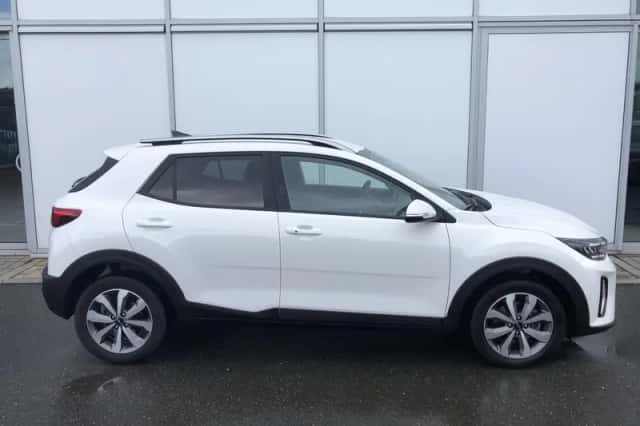 Kia Stonic (2025) thumbnail 5