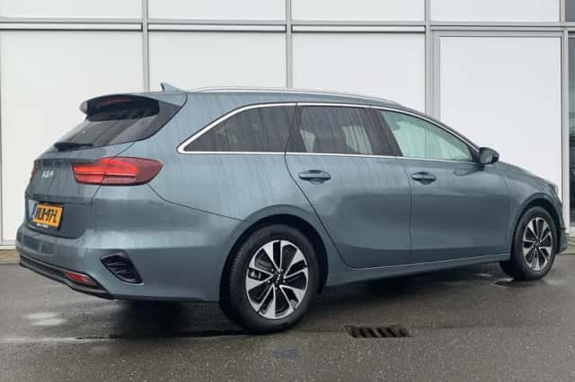 Kia Ceed Sportswagon (2025) thumbnail 2