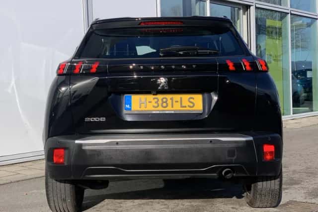 Peugeot 2008 (2020) thumbnail 7
