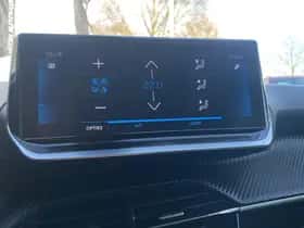 Peugeot 2008 (2020) thumbnail 10