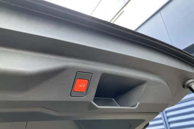 Peugeot 5008 (2026) thumbnail 18