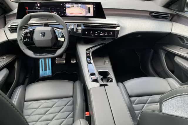 Peugeot 5008 (2026) thumbnail 3