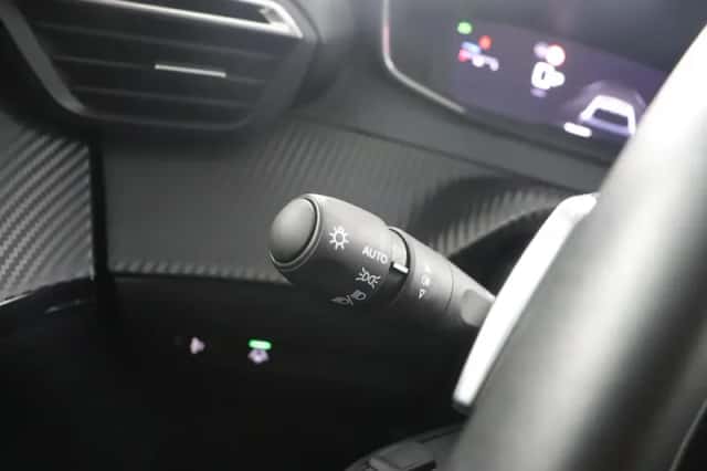 Peugeot 208 (2025) thumbnail 24