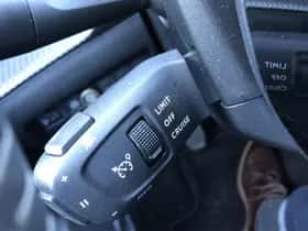 Peugeot 2008 (2022) thumbnail 12