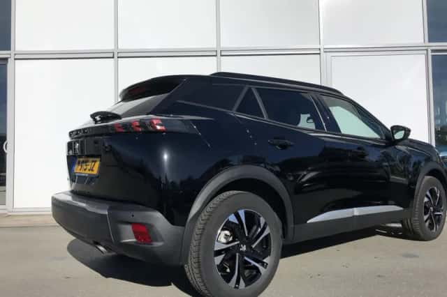 Peugeot 2008 (2022) thumbnail 5