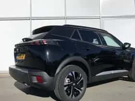 Peugeot 2008 (2022) thumbnail 5