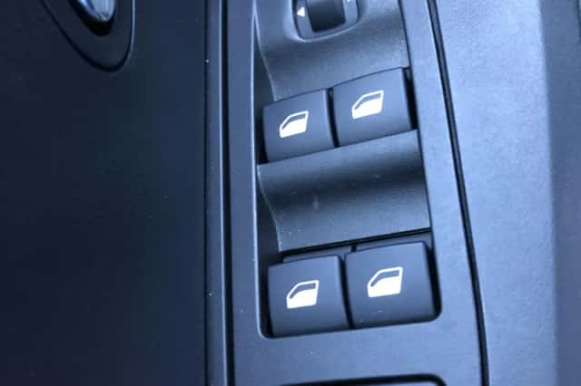 Peugeot 2008 (2022) thumbnail 9