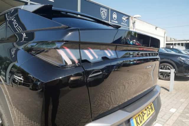 Peugeot 3008 (2025) thumbnail 3