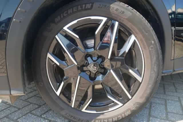 Peugeot 3008 (2025) thumbnail 5
