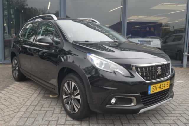 Peugeot 2008 (2018) thumbnail 4