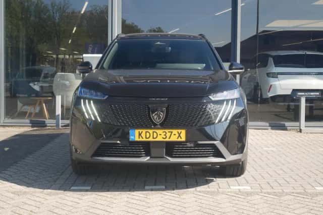 Peugeot E-5008 (2026) thumbnail 2