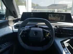Peugeot E-5008 (2026) thumbnail 3