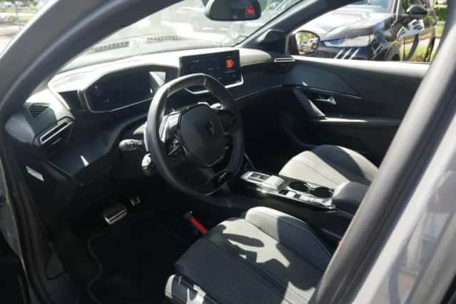 Peugeot 208 (2025) thumbnail 10