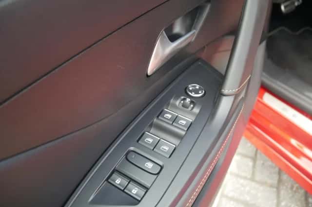 Peugeot 308 (2022) thumbnail 27