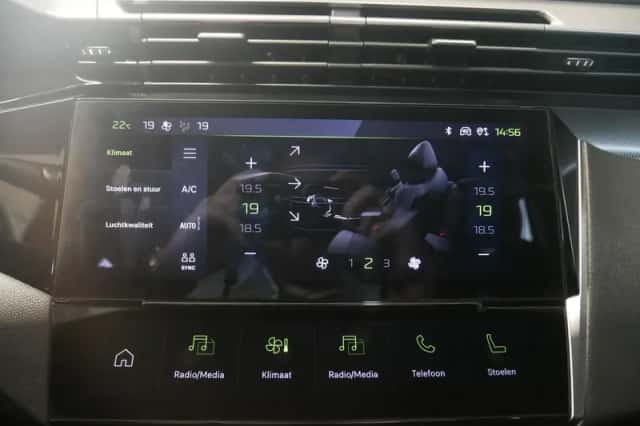 Peugeot 308 (2022) thumbnail 35