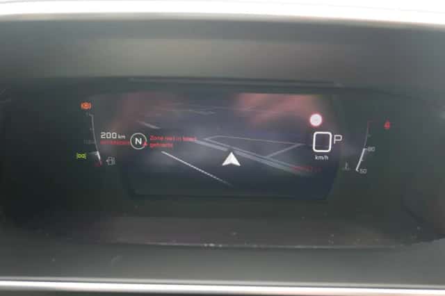 Peugeot 208 (2022) thumbnail 23