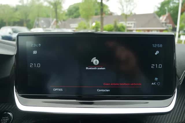 Peugeot 208 (2022) thumbnail 45
