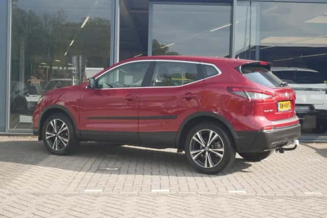 Nissan Qashqai (2018) thumbnail 5