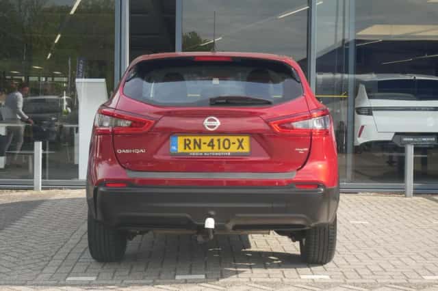 Nissan Qashqai (2018) thumbnail 6