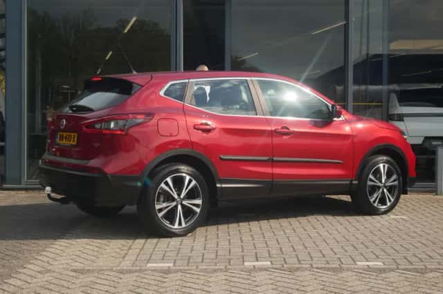 Nissan Qashqai (2018) thumbnail 7