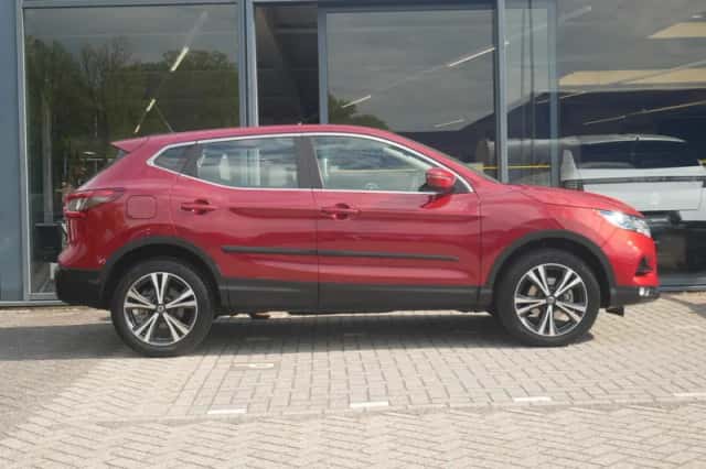 Nissan Qashqai (2018) thumbnail 8