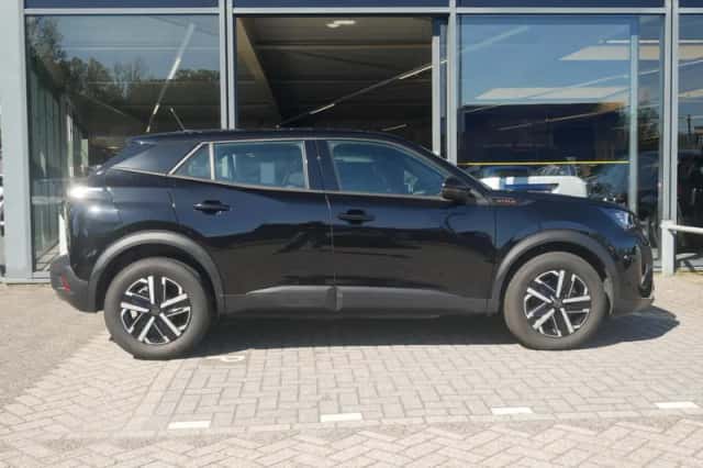 Peugeot 2008 (2025) thumbnail 6