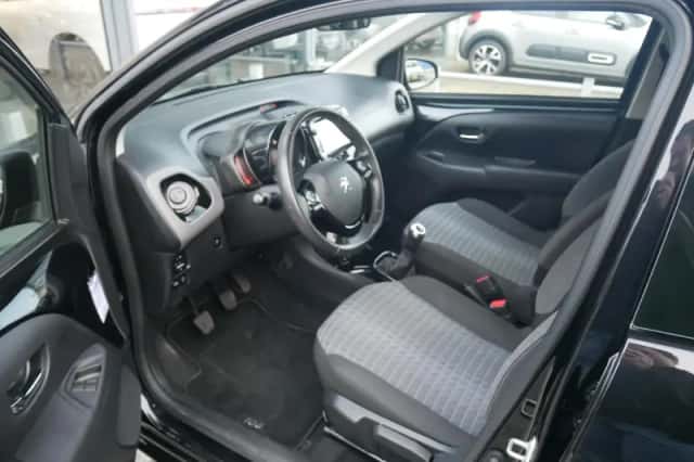 Peugeot 108 (2020) thumbnail 11