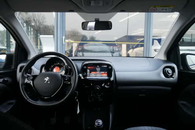 Peugeot 108 (2020) thumbnail 3