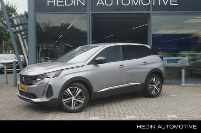 Peugeot 3008 (2023) thumbnail 1
