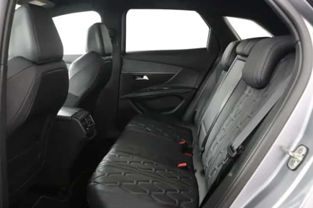 Peugeot 3008 (2023) thumbnail 15