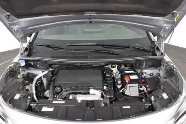Peugeot 3008 (2023) thumbnail 25