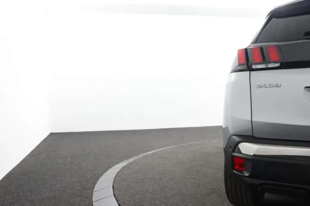 Peugeot 3008 (2023) thumbnail 32