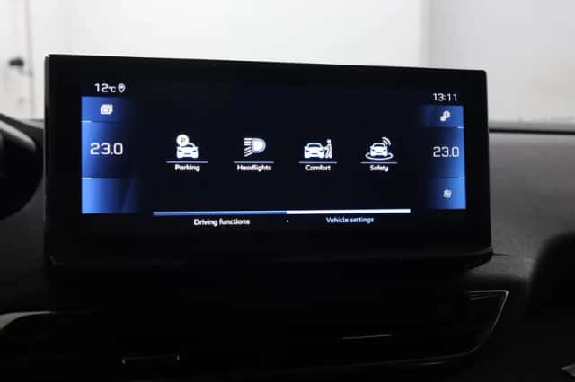 Peugeot 3008 (2023) thumbnail 41