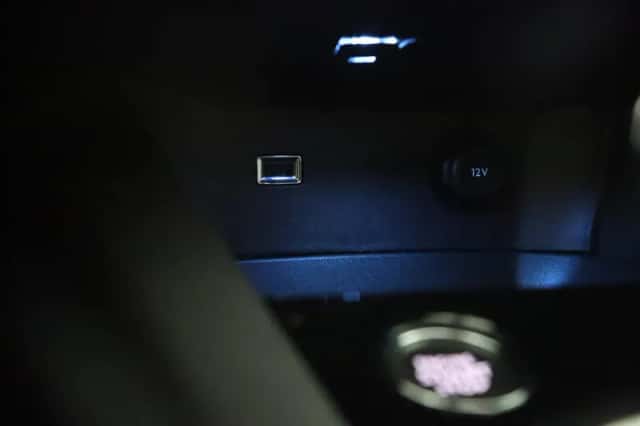 Peugeot 3008 (2023) thumbnail 44